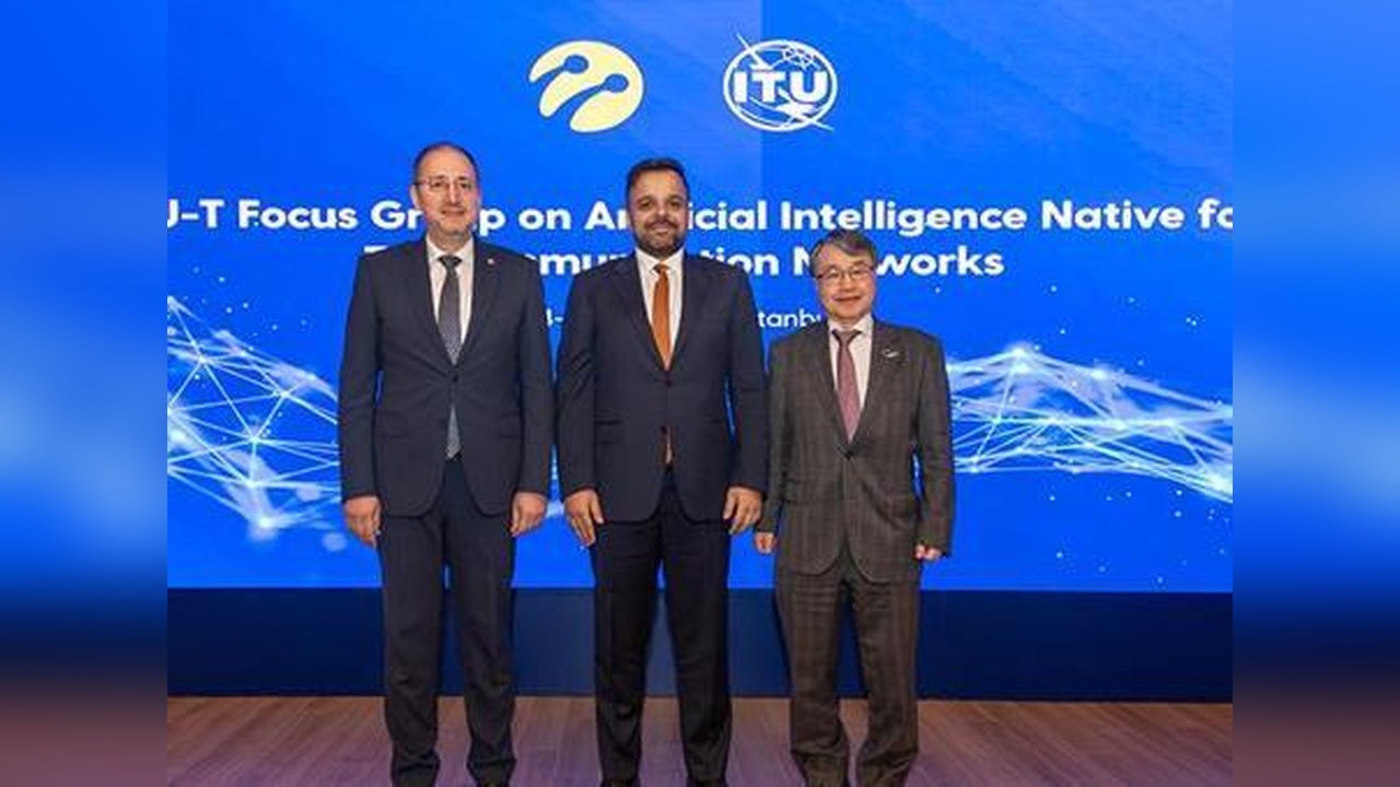 İstanbul'da Yapay Zekâ ve Telekomünikasyon Zirvesi Gerçekleşti
