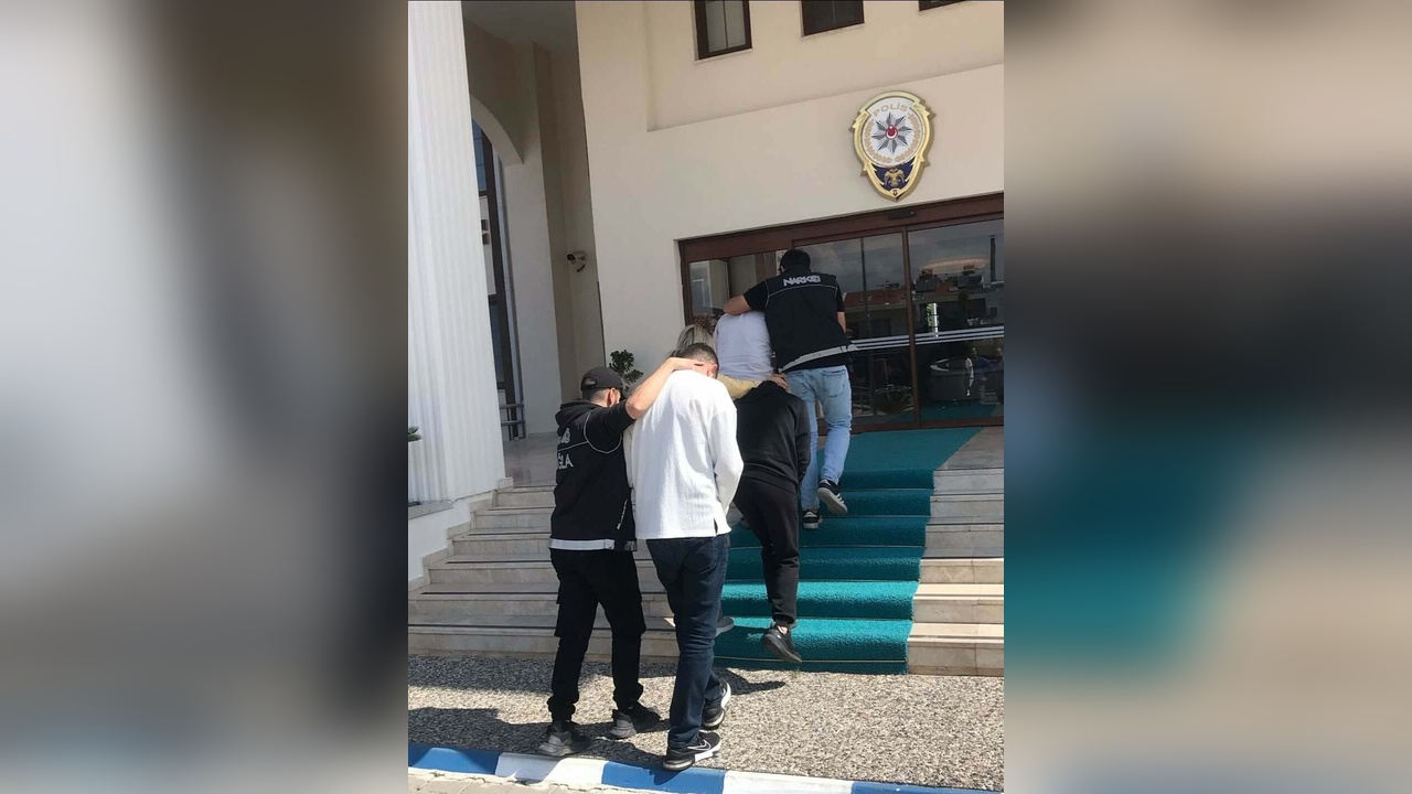 Fethiye'de Narkotik Operasyonu: 11 Bin Sentetik Ecza ve 4 Tutuklama