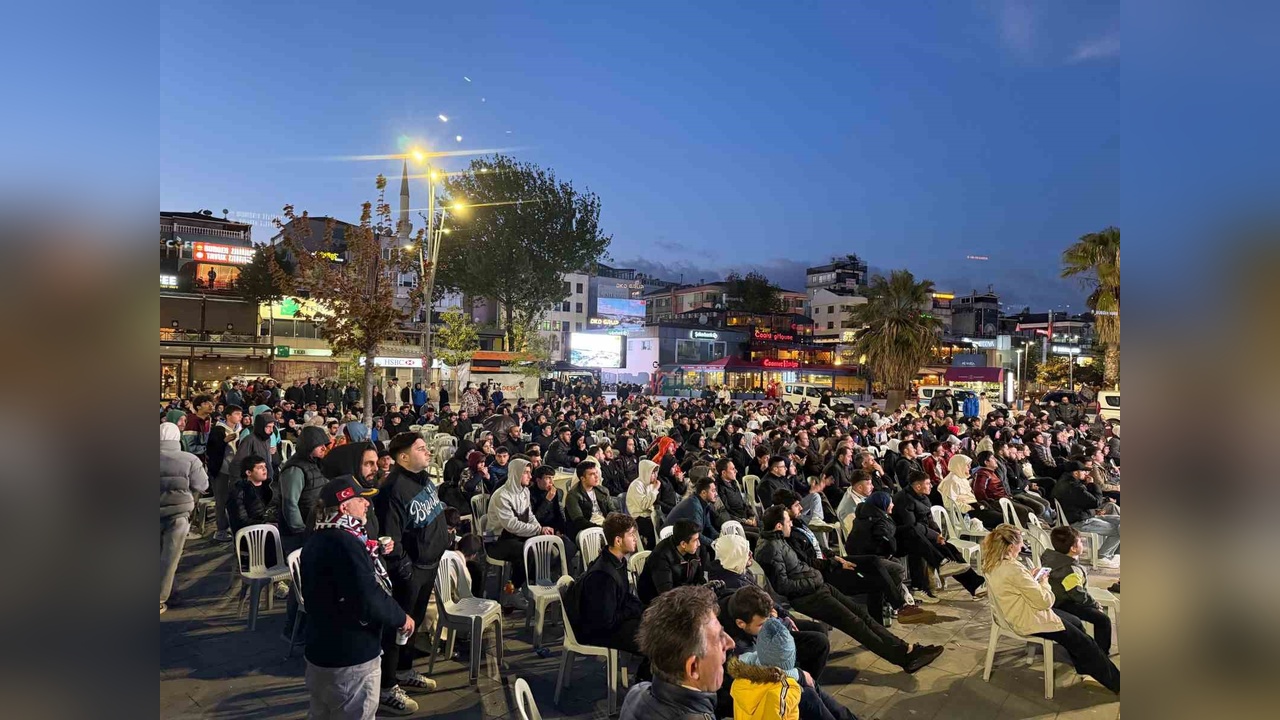 Pendik Sahil Meydanı Final Heyecanına Ev Sahipliği Yaptı