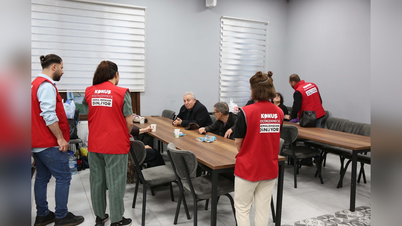 Deprem Sonrası 10 Binden Fazla Vatandaş Hizmet Binalarından Yararlandı