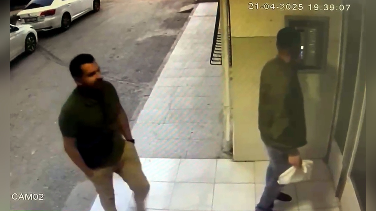 Yanan Dairede Bulunan Cesedin Komşu Tarafından Öldürüldüğü Belirlendi