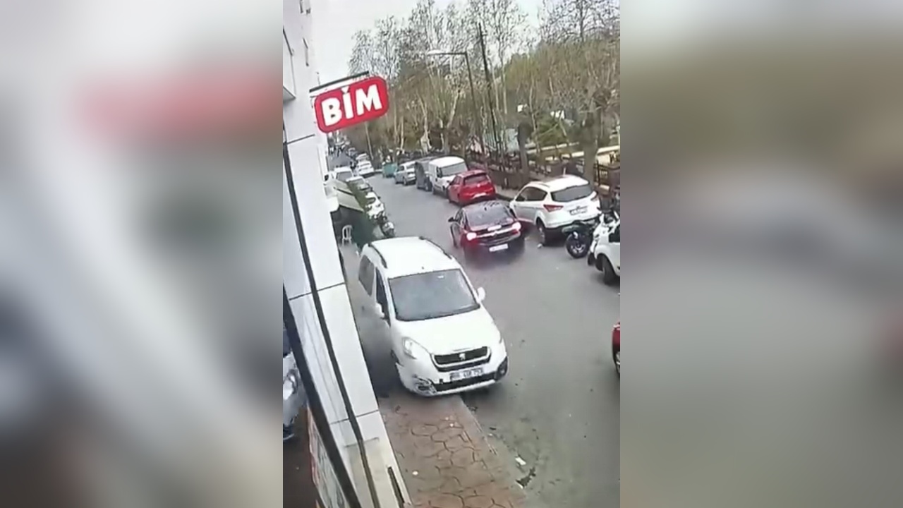 Beyoğlu'nda 17 Yaşındaki Sürücünün Kaza Sonucu Babasını Kaybetmesi ve Ev Hapsi Cezası