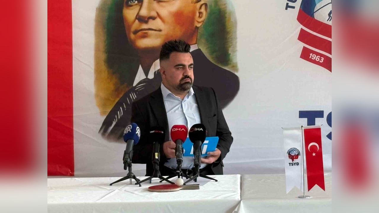 Milli Masa Tenisçisi Nesim Turan, 19 Yıllık Kariyerine Son Verdi