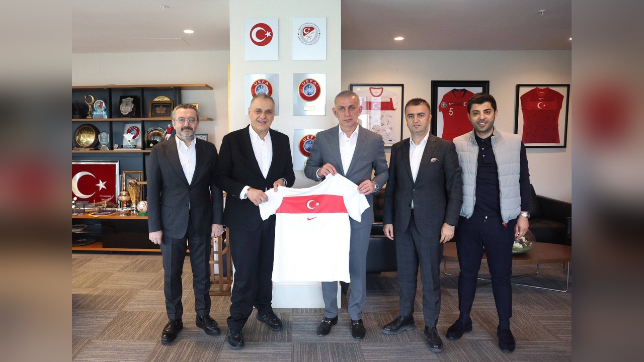 Hatayspor Başkanı Çinçin’den İbrahim Hacıosmanoğlu’na Anlamlı Ziyaret