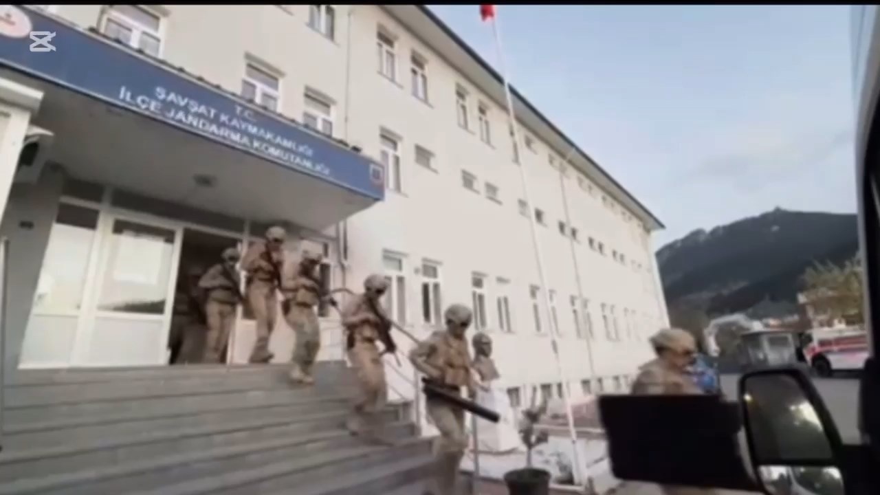 Artvin’de Düzenlenen Silah Kaçakçılığı Operasyonunda 9 Şüpheli Gözaltına Alındı