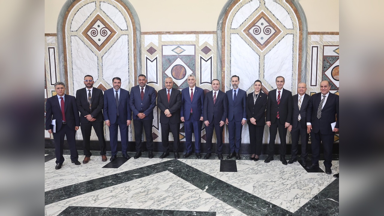 Ticaret Bakanı Ömer Bolat, Libya Merkez Bankası Başkanı Naci İsa ile kritik görüşme gerçekleştirdi