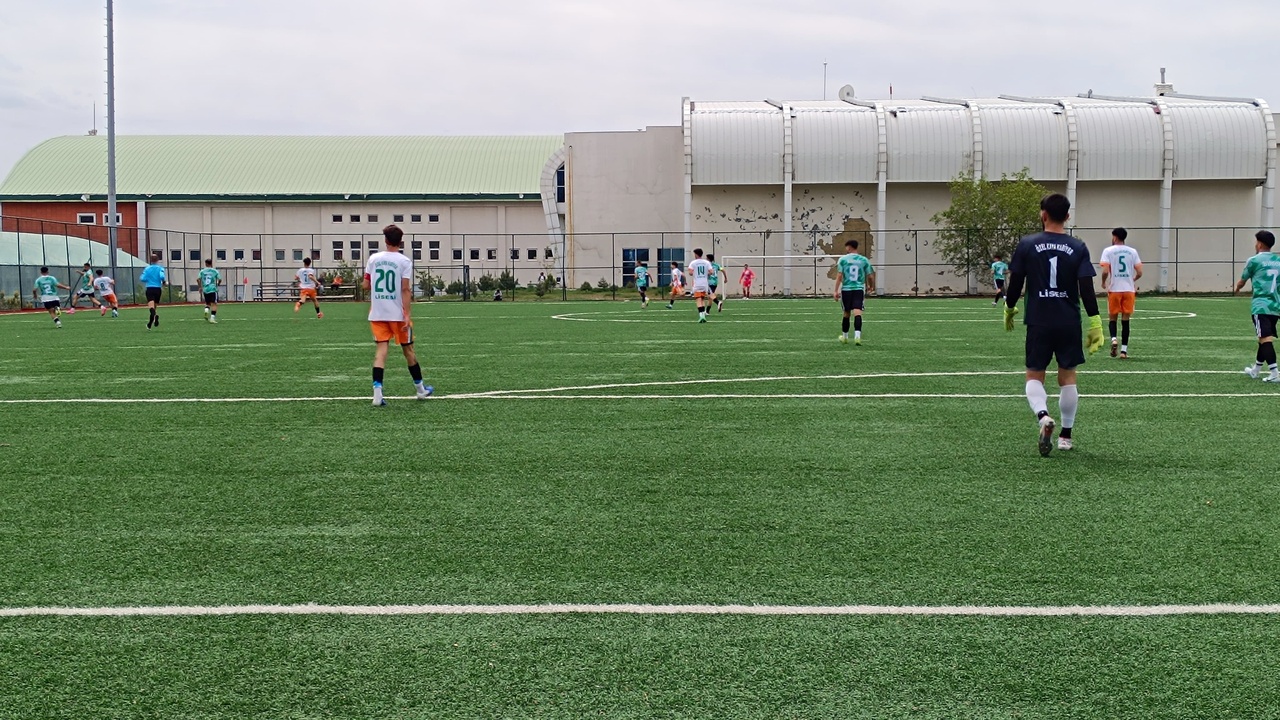 YURTLİG Doğu Anadolu Futbol Grup Müsabakaları Bingöl’de Başladı