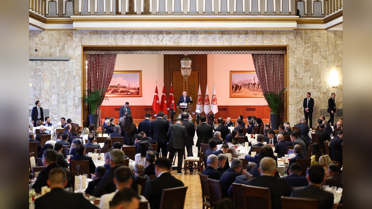 TBMM Başkanı Kurtulmuş: Ekonomik Payda Adalet İçin Mücadele Sürüyor