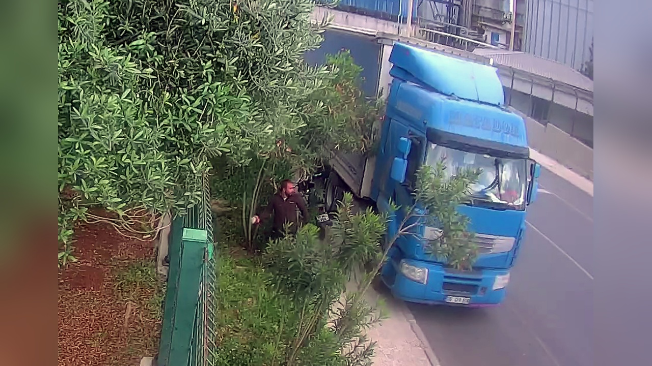 TIR’ların Camlarını Kırarak Cüzdan ve Cep Telefonu Çalan Hırsız Yakalandı