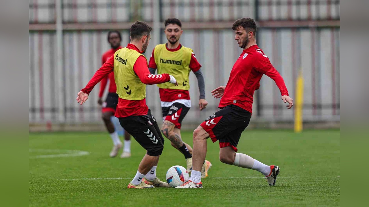 Samsunspor, Eyüpspor Karşılaşması Öncesi Hazırlıklarını Yoğunlaştırdı