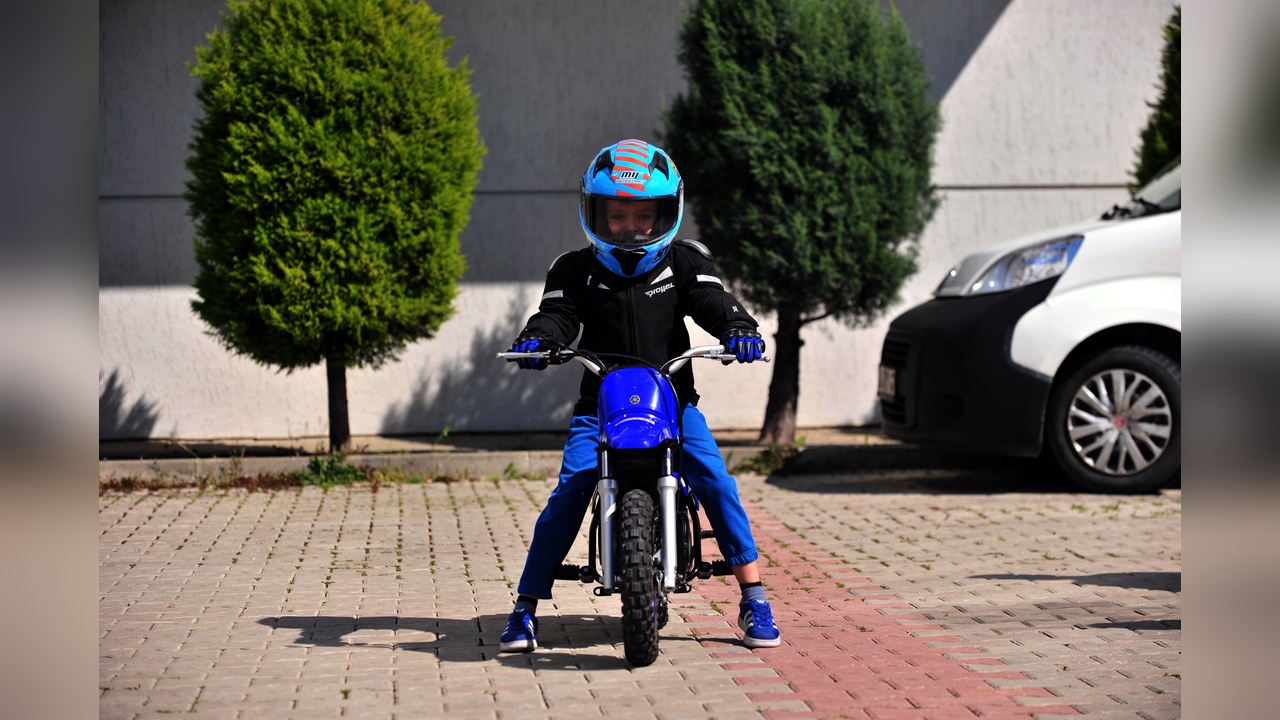 6 Yaşındaki Yağız, Babasıyla Başlayan Tutkusunu Motor Yarışlarına Taşıyor