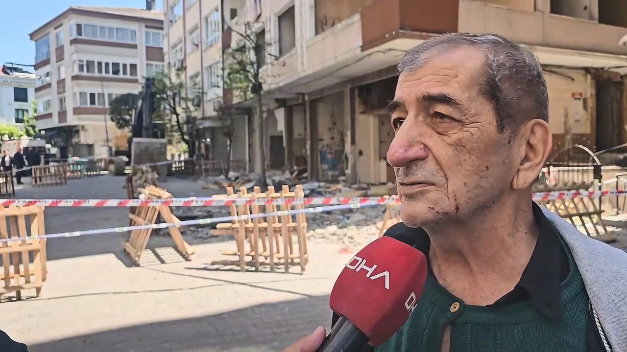 Bahçelievler'de Balkon Çökmesi Kameraya Yansıdı: 1 Kişi Yaralandı