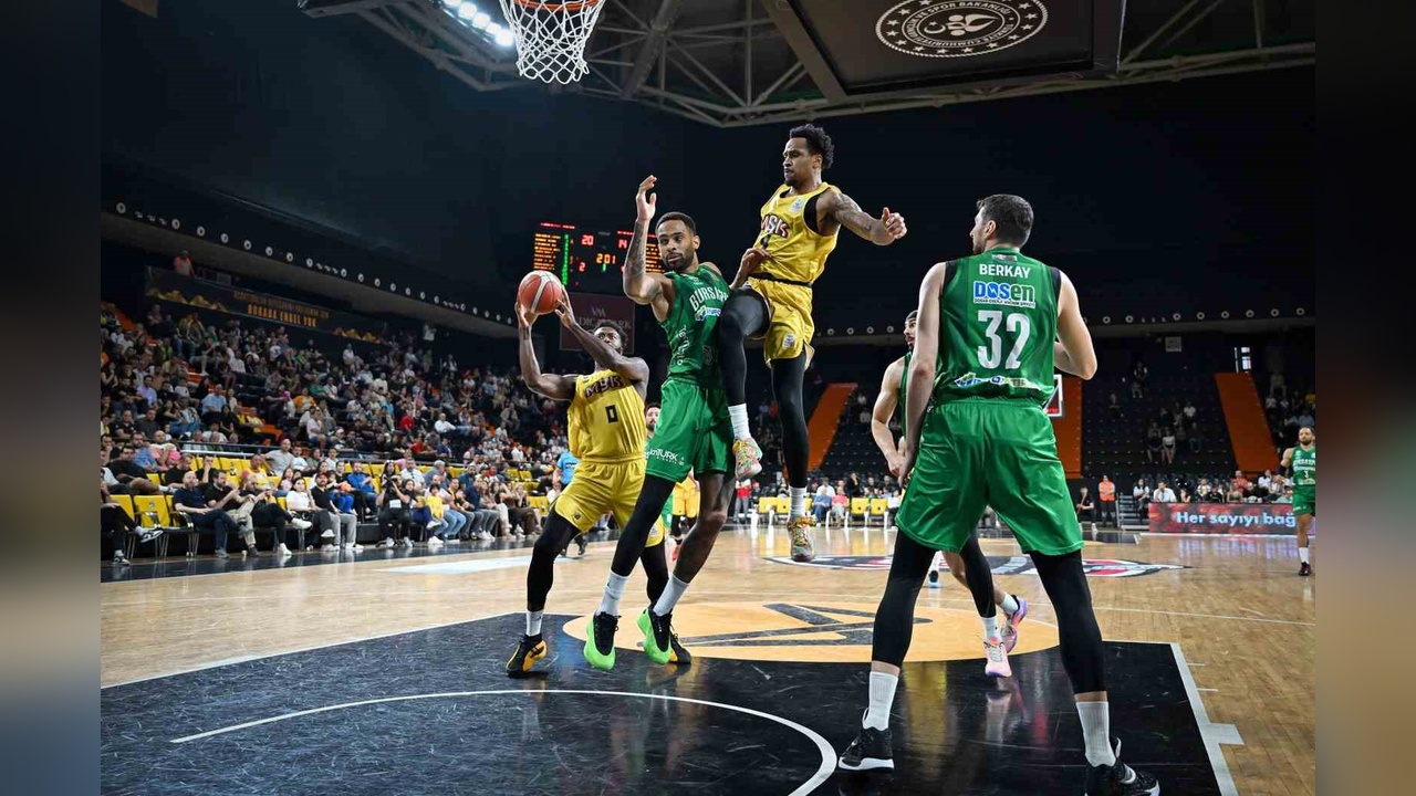 Mersin Spor, Bursaspor'u 89-82 Yenerek Kritik Galibiyet Aldı