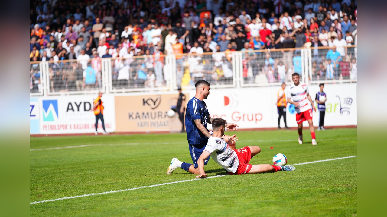 Batman Petrolspor Evinde 24 Erzincanspor'u 2-0 Yendi