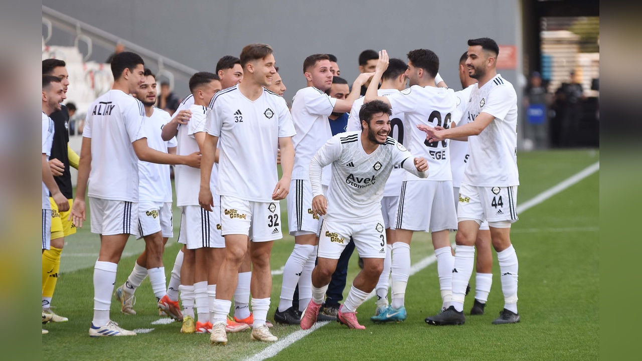 Altay Genç Yetenekleriyle Teselli Buldu