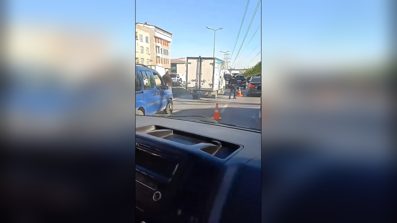 Sultangazi'de Zincirleme Trafik Kazası: 1 Kişi Hayatını Kaybetti