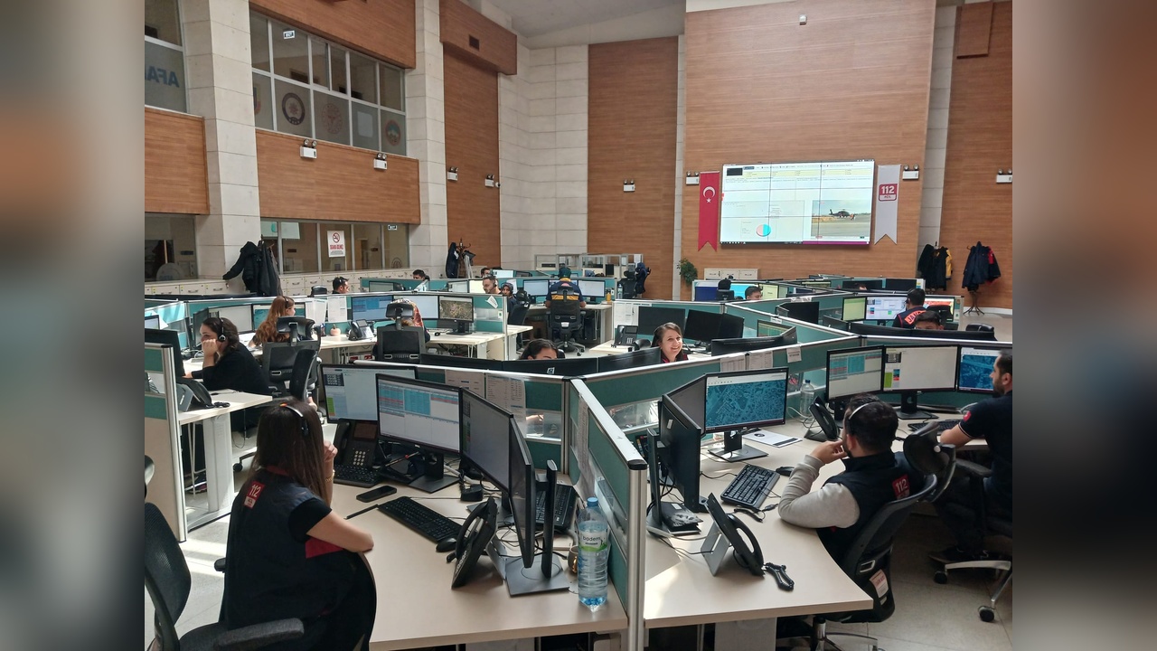 Kayseri 112 Acil Çağrı Merkezi'ne Gelen Çağrıların Yüzde 40'ı Gerçek Dışı Çıktı