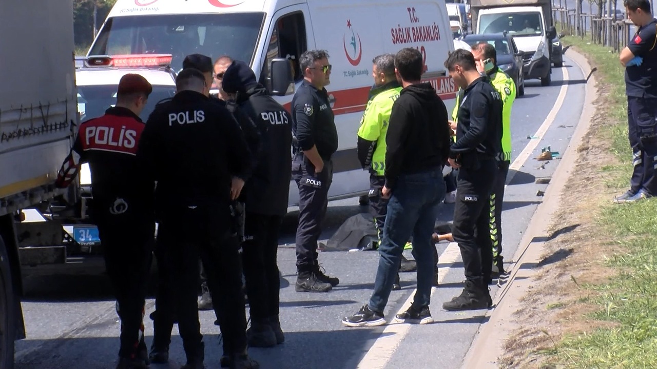 Başakşehir'de TIR'ın Çarptığı Yaya Hayatını Kaybetti