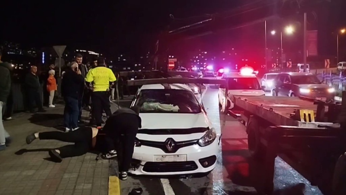 Trabzon'da freni boşalan otomobil kaldırıma çarptı: 1 ağır yaralı