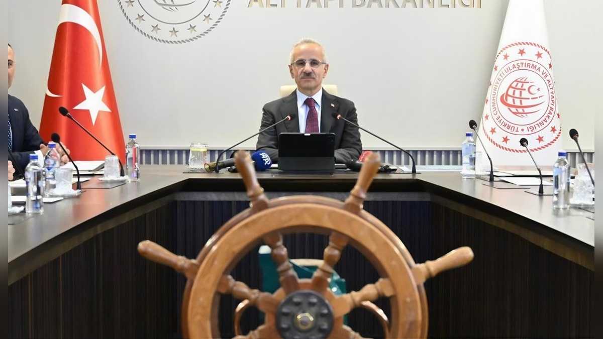 Uraloğlu: Kruvaziyer Turist Sayısında Yüzde 52,3'lük Artış