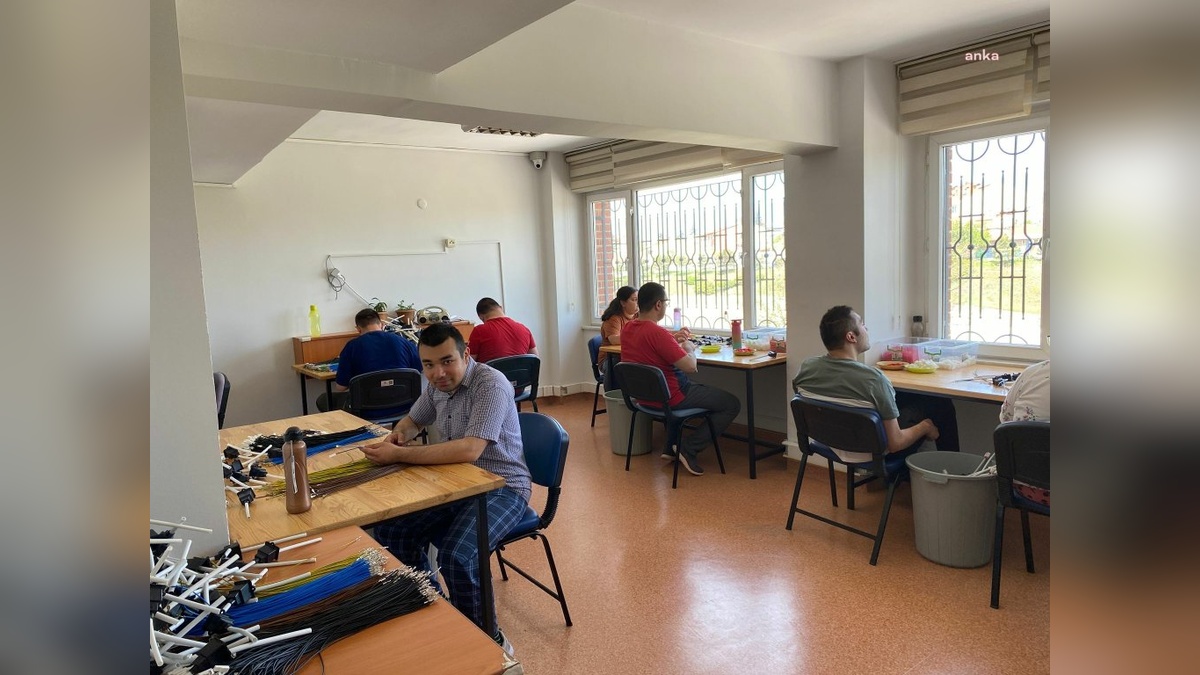 Eskişehir Büyükşehir Belediyesi, Engelli Vatandaşlara Yönelik Hizmetlerini Aralıksız Sürdürüyor