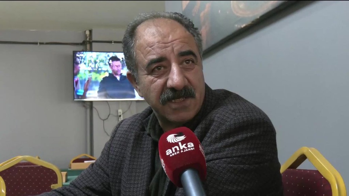 Van'da CHP mitinginden önce halkın nabzı tutuldu: 'Ekonomi berbat, emekli geçinemiyor'