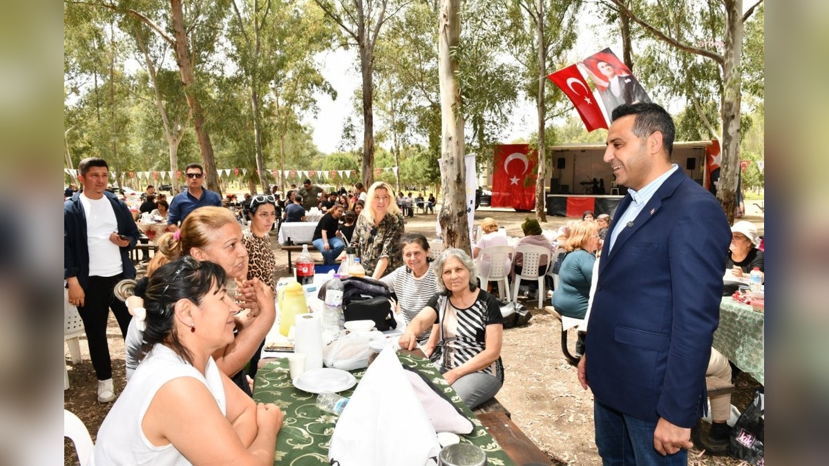 Çiğli Belediyesi'nden Anneler Günü Pikniği