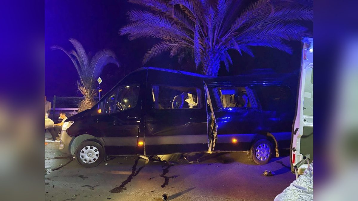 Alanya'da trafik kazası: 2 ölü, 7 yaralı
