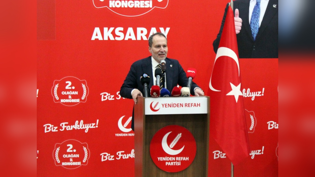 Erbakan: Gençler İşsizlikten Evlenemiyor, Nüfus Azalıyor