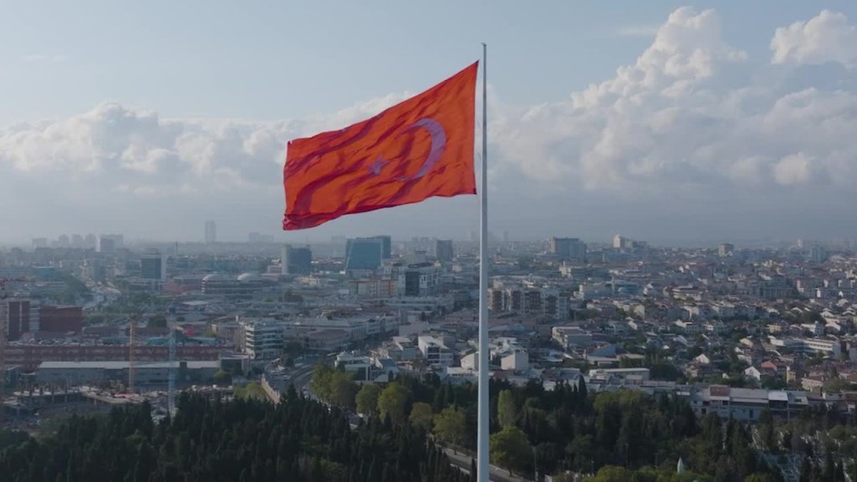 İsrail Konsolosluğu Önünde Havaya Ateş Eden Şüpheli Tutuklandı