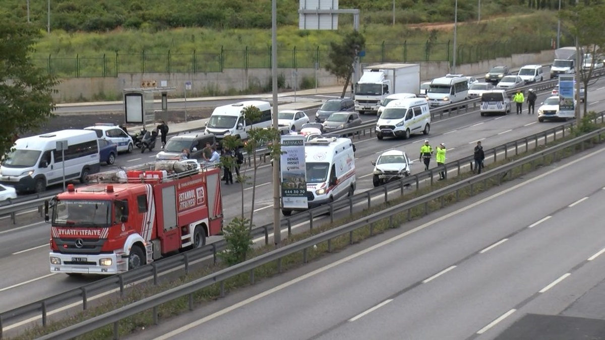 Tuzla'da trafik kazası: 1 ölü, 4 yaralı