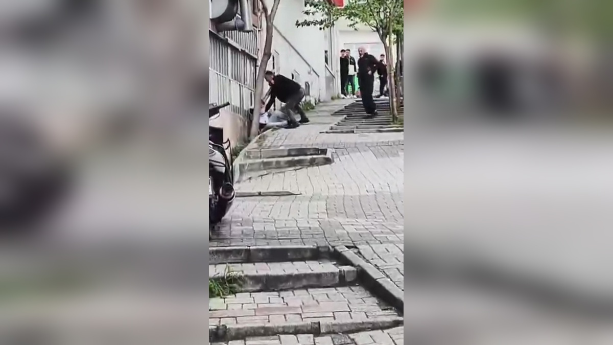 İstanbul'da Sokak Kavgaları: Kemer, Bıçak ve Şişe Kırıkları