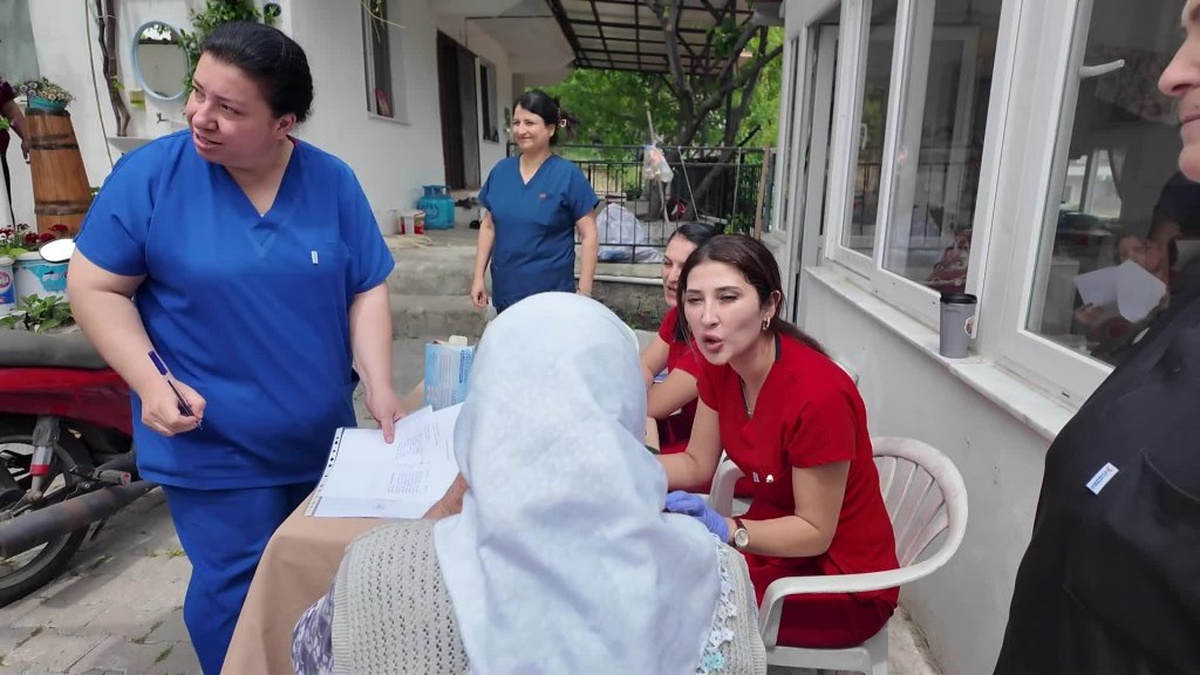 Bornova Belediyesi’nin Köyde-İz Projesi: Beşyol Mahallesi'nde Sağlık Eğitimleri