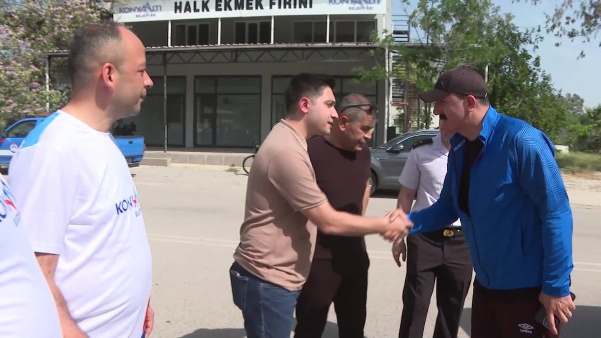 Kotan, Köyüm Bisiklete Biniyor Şenliği'nde Vatandaşlarla Pedal Çevirdi