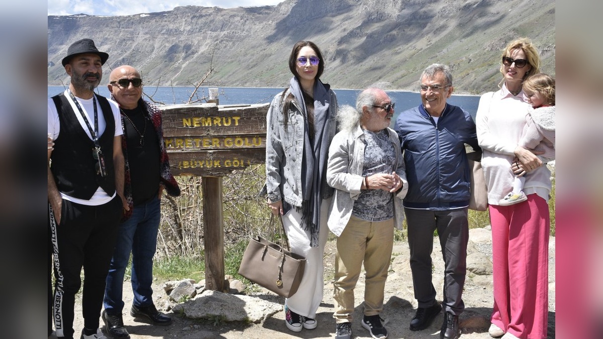 Beş Minare Film Festivali Konukları Nemrut ve Ahlat'ı Gezdi