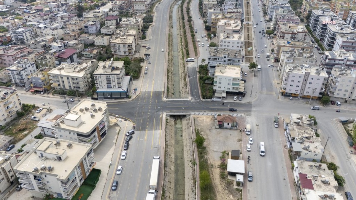 Mersin Büyükşehir Belediyesi, Tarsus'taki Köprüyü Genişletti