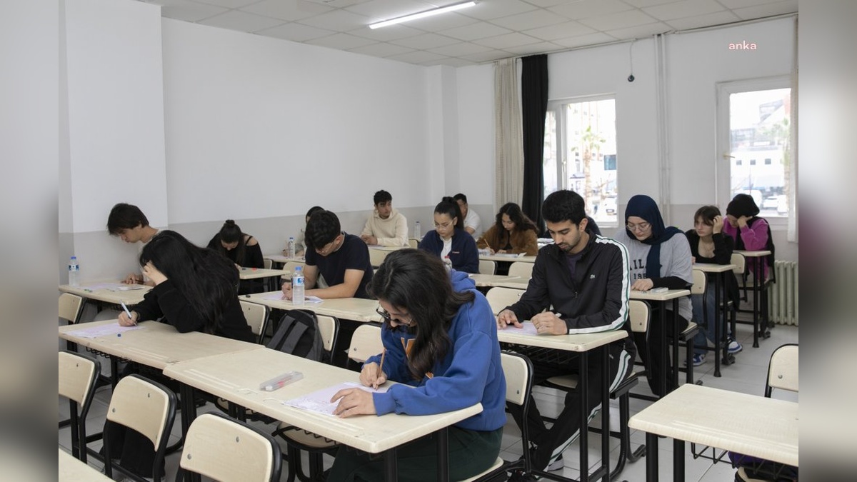 Mersin Büyükşehir Belediyesi'nden YKS Öğrencilerine Sınav Provası