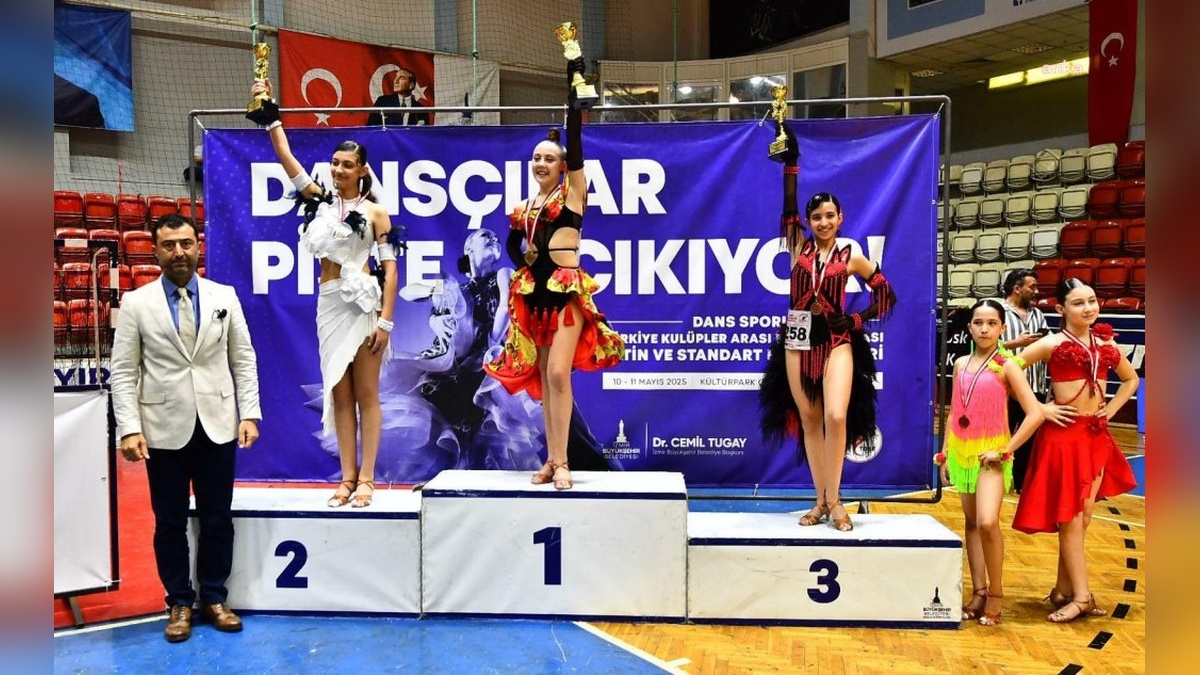İzmir'de Dans Sporu Şöleni: 23 İlden 400 Sporcu Yarıştı