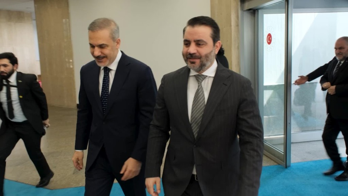 Fidan, Suriye Dışişleri Bakanı Şeybani ile görüştü