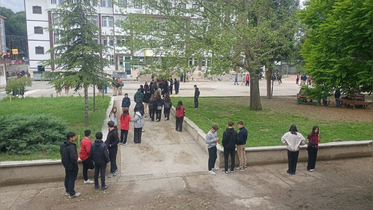 Gümüşhacıköy'de 4.4 ve 4.2 Büyüklüğünde İki Deprem