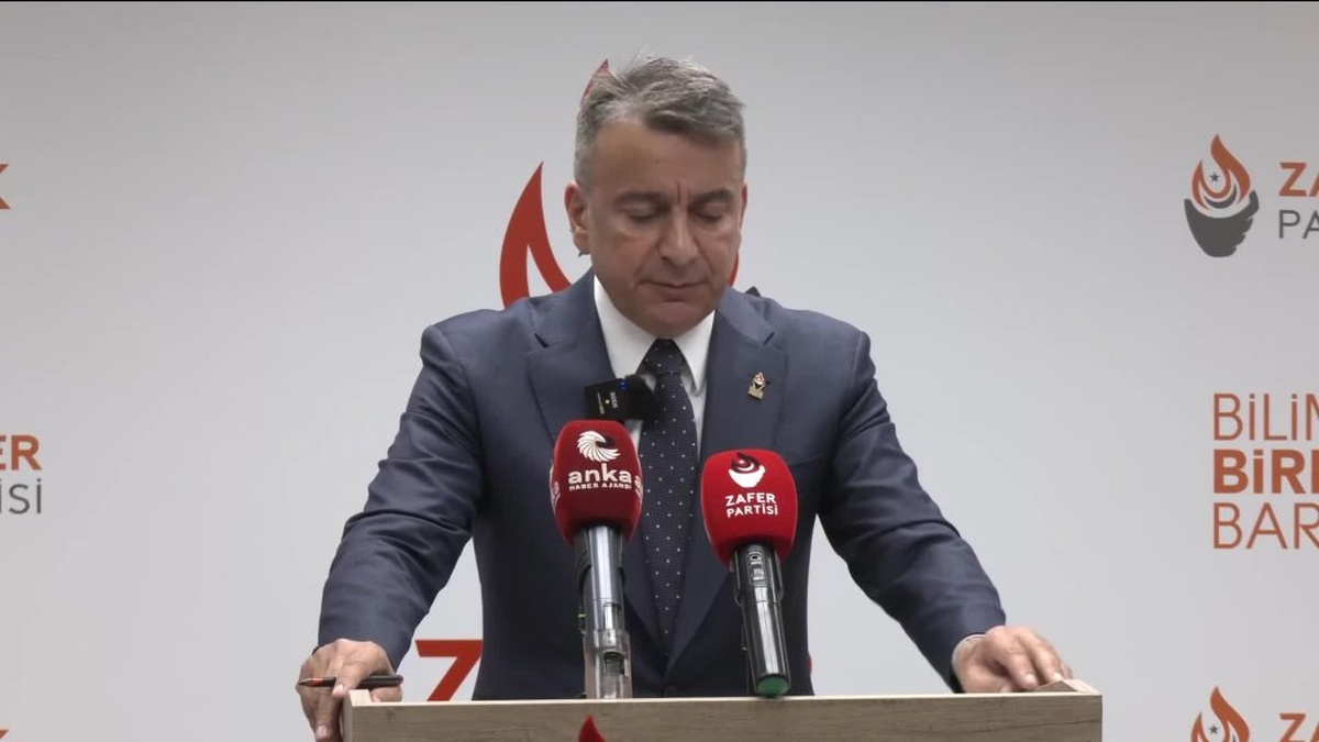 Karamahmutoğlu: PKK'nın fesih kararı pazarlığın sonucu, Öcalan'ın İmralı'sı balayı adası olacak