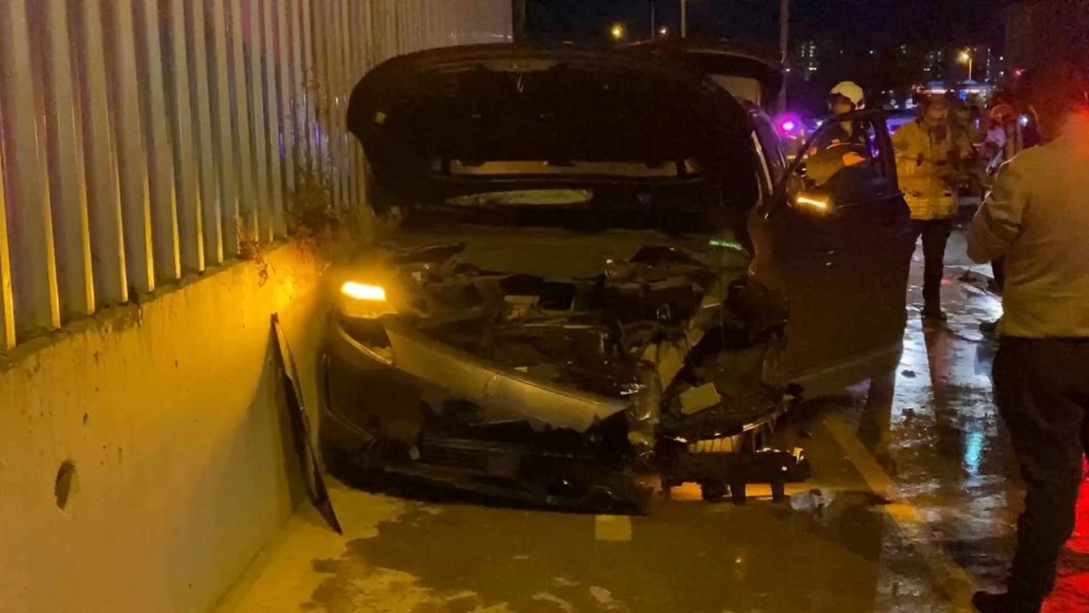 Başakşehir'de trafik kazası: 5 yaralı