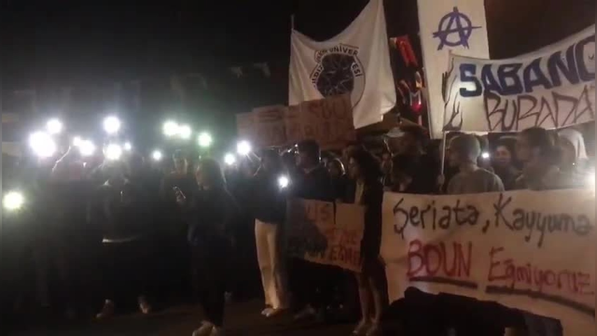 Boğaziçi Öğrencileri Gözaltına Alındı: Nureddin Yıldız Etkinliğine Tepki