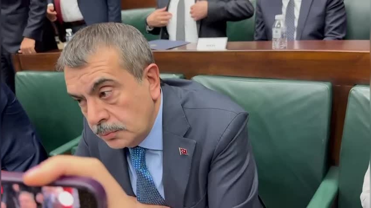 Tekin: 12 Yıllık Zorunlu Eğitimde Değişiklik Tartışmaları Devam Ediyor