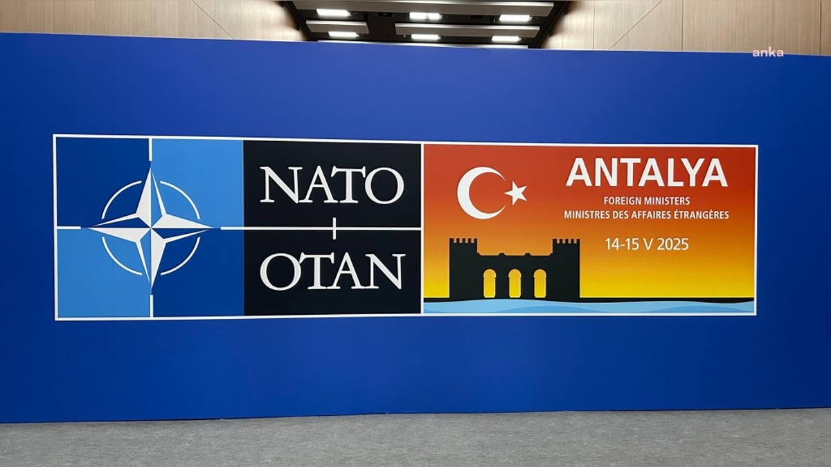 NATO Dışişleri Bakanları Toplantısı Antalya'da Başlıyor