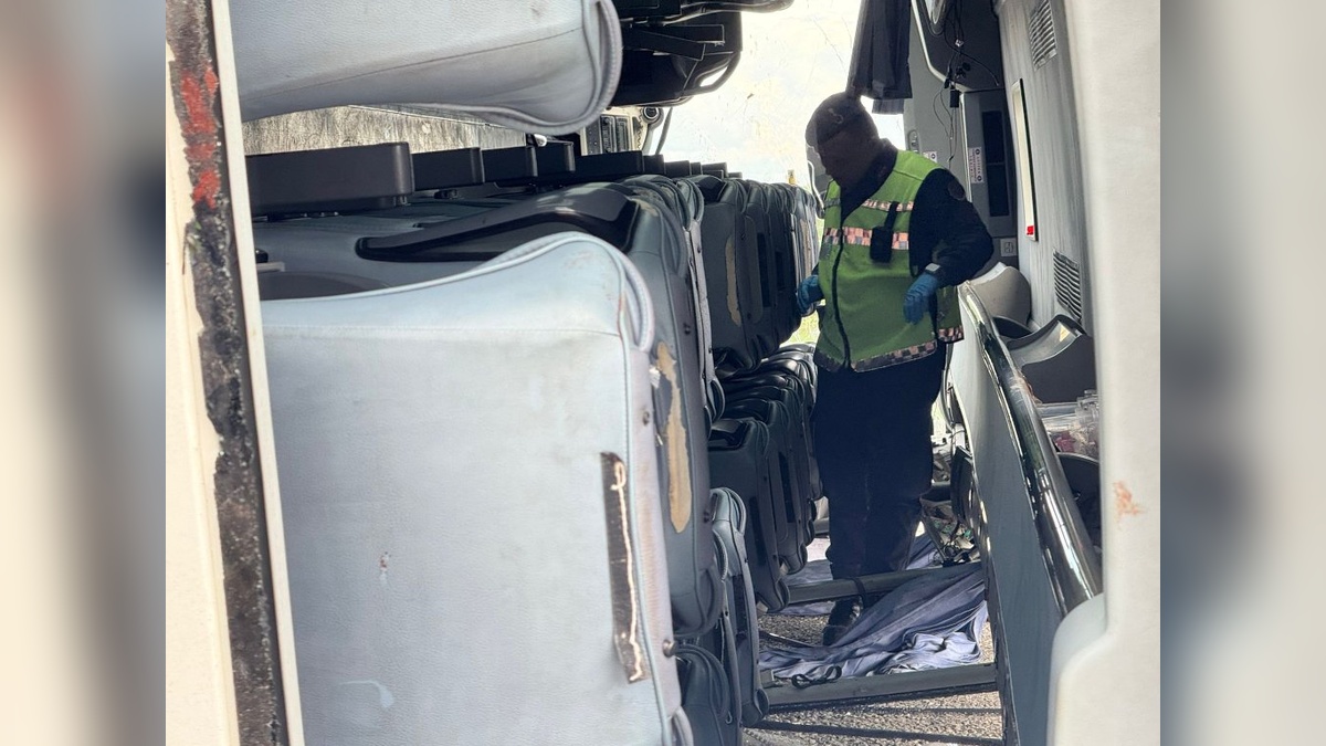 Beyşehir'de otobüs kazası: 14 yaralı