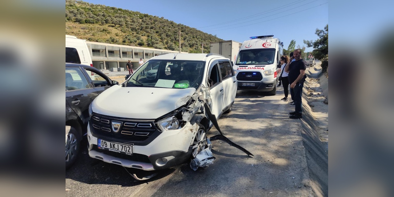 Kuşadası'nda sürücü direksiyon başında rahatsızlanınca zincirleme kaza