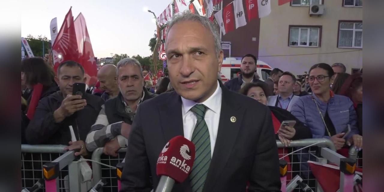 Özçağdaş: 'Cunta Hamleleriyle Türkiye'nin Sesini Susturamazsınız'