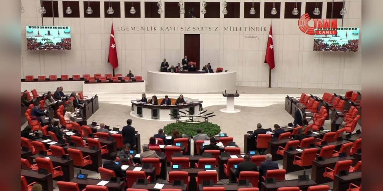Çömez'den PKK'ya sert sorular: 'Terörist başı Öcalan hapisten çıkacak mı?'