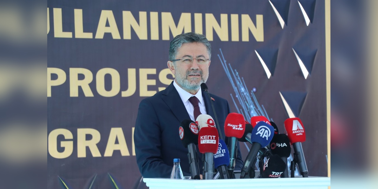 Yumaklı, Kayseri'de Tohum Temin Töreni'ne Katıldı: 'Türkiye Tohumculukta İhracatçıdır'